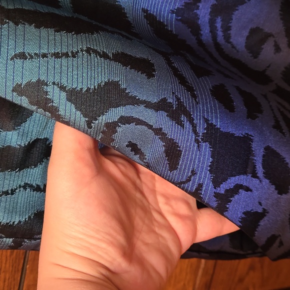 MICHEAL Kors dress with pockets. Size 6 - Picture 3 of 9